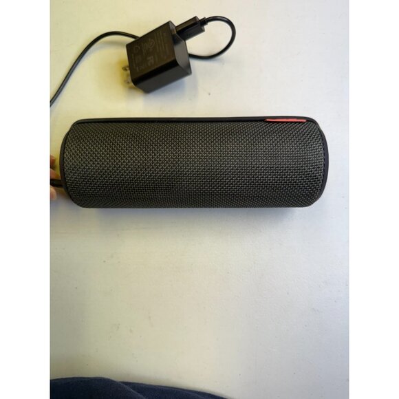 Logitech UE Ultimate Ears BOOM Wireless Bluetooth Speaker S-00122 Black/Red - Picture 4 of 14